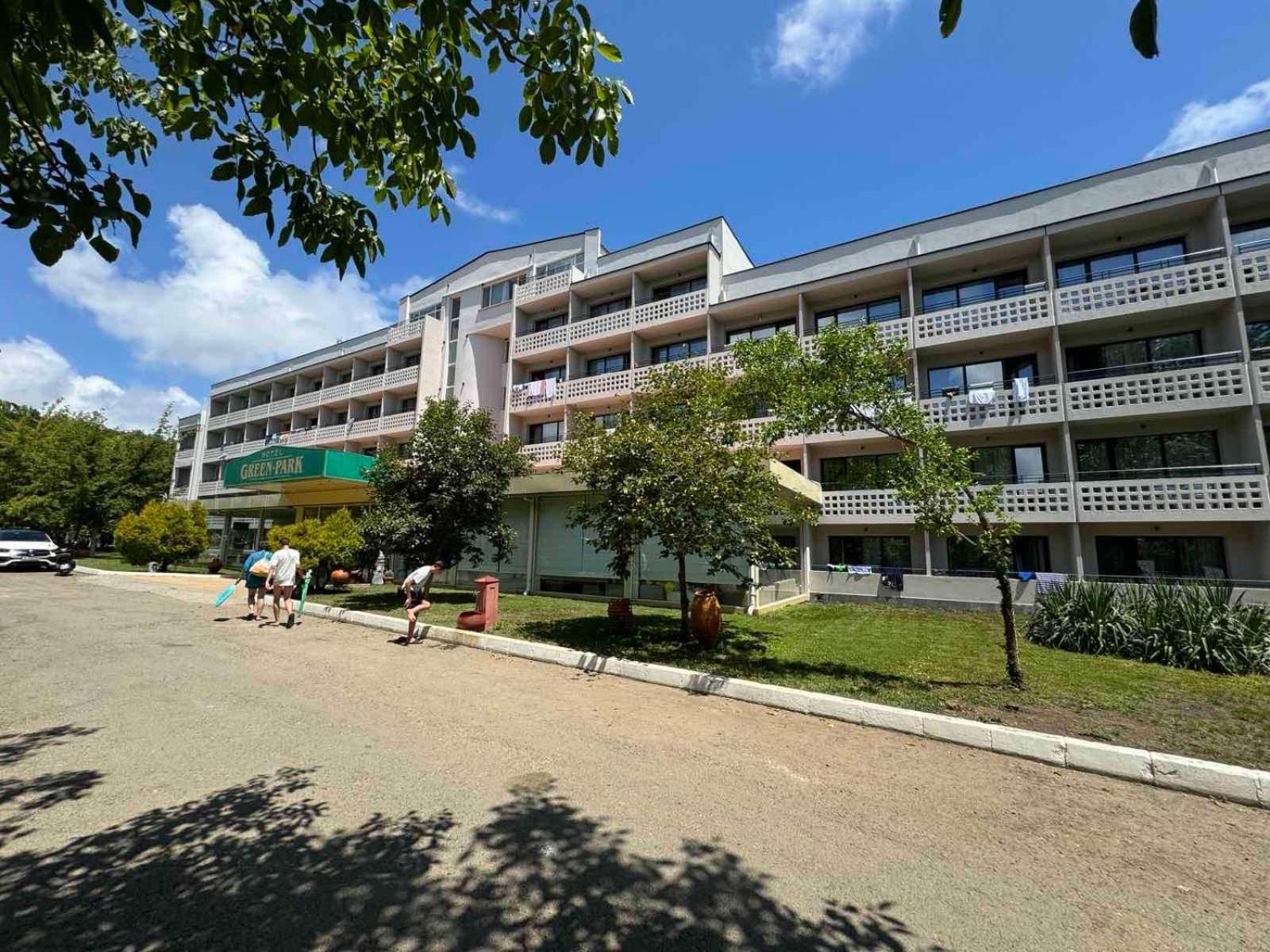 Hotel Green Park Kiten  Esterno foto
